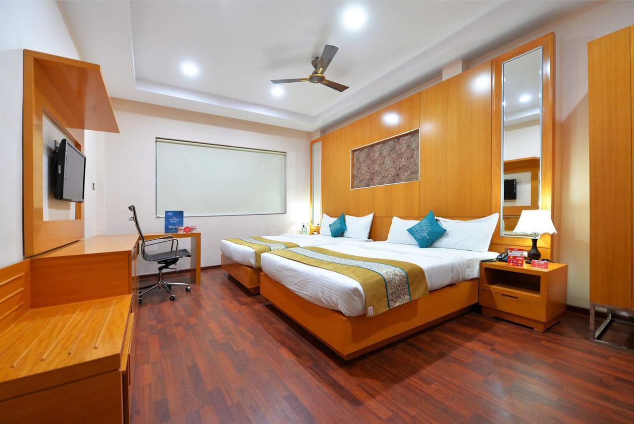 Mourya Lords Inn Kurnool Exterior photo